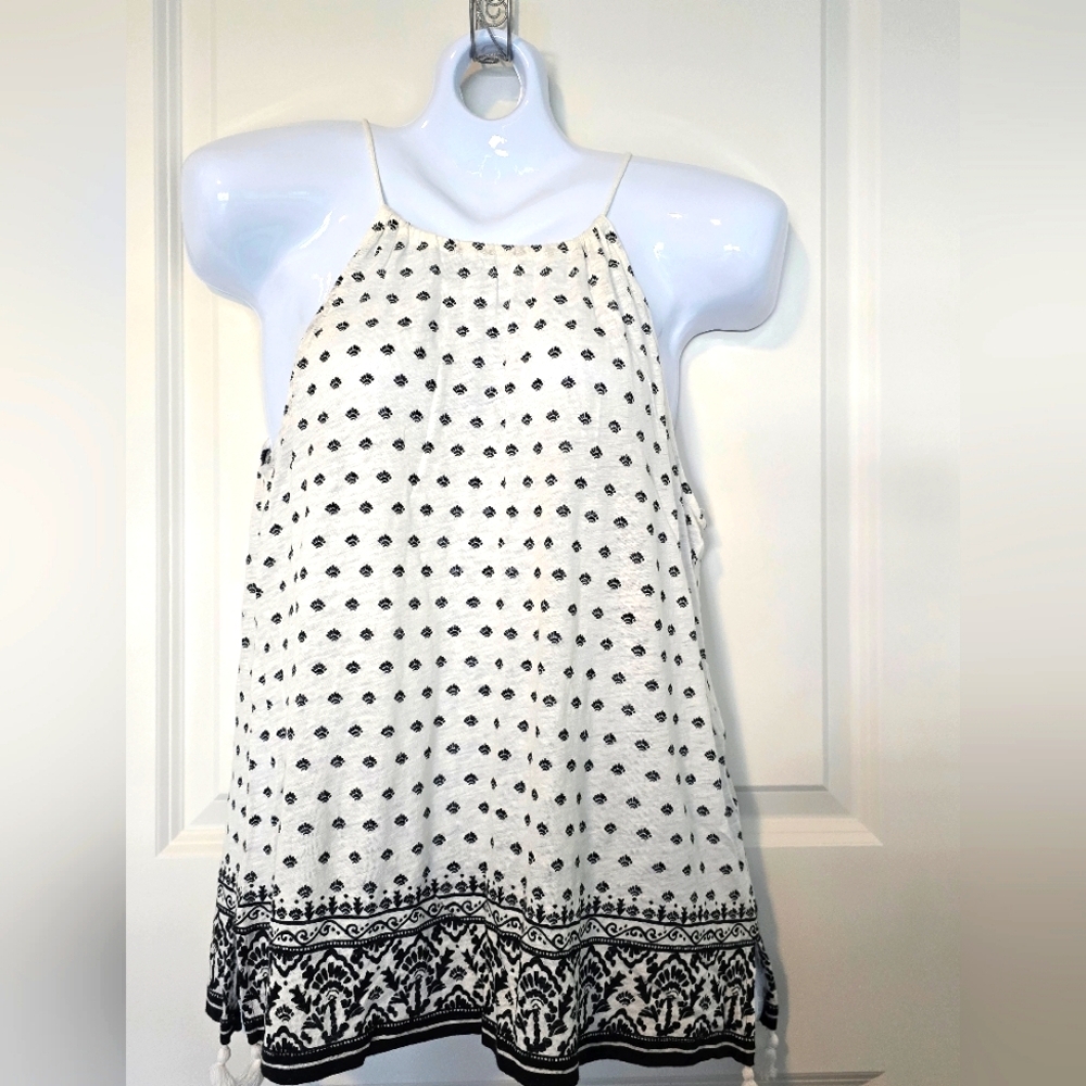 Vineyard Vines Black and White Linen Top